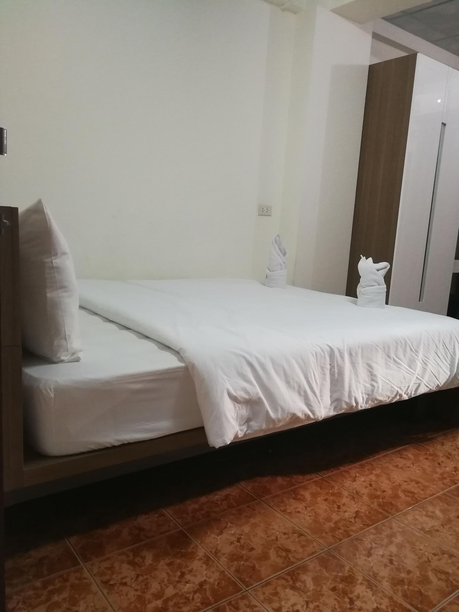 5巷公寓酒店 芭達亞 外观 照片